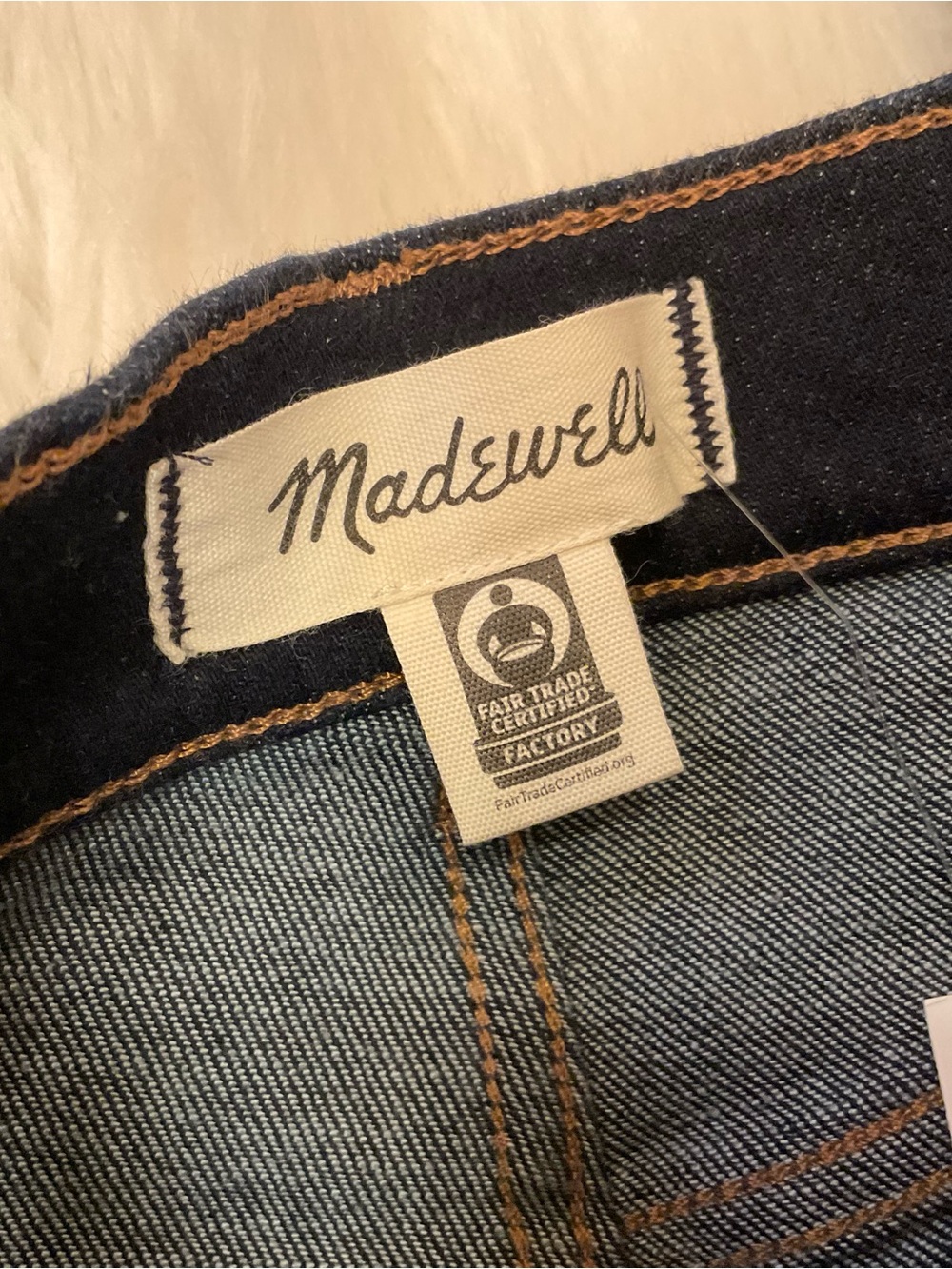 Madewell Mid-Rise Stovepipe Jeans - NWT - Size 23 - Picture 7 of 12
